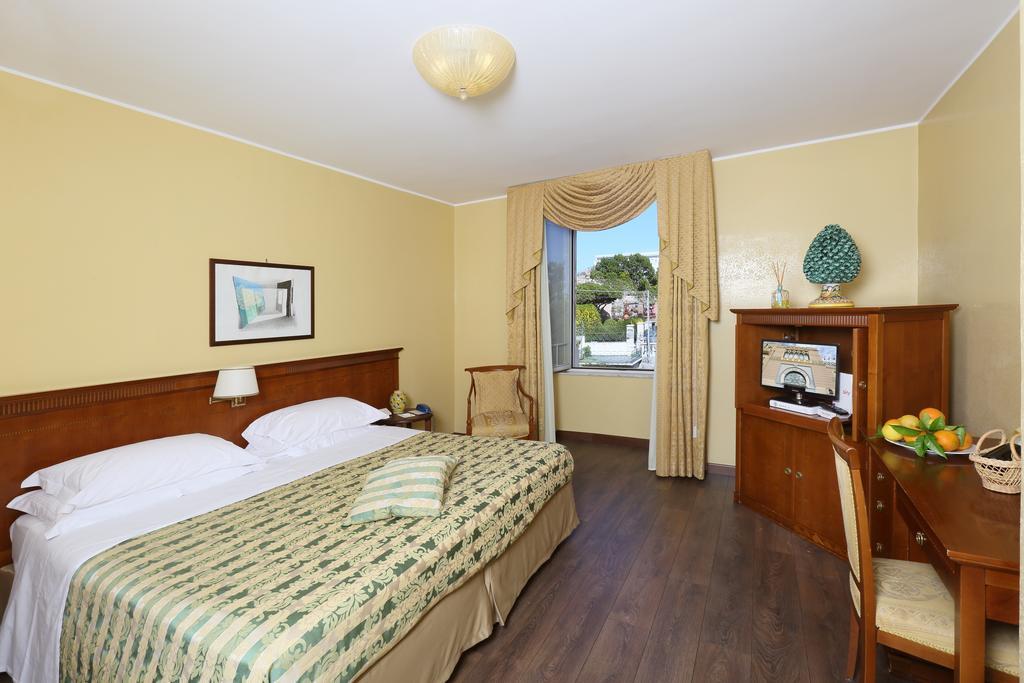 Excelsior Palace Hotel Taormina Luaran gambar